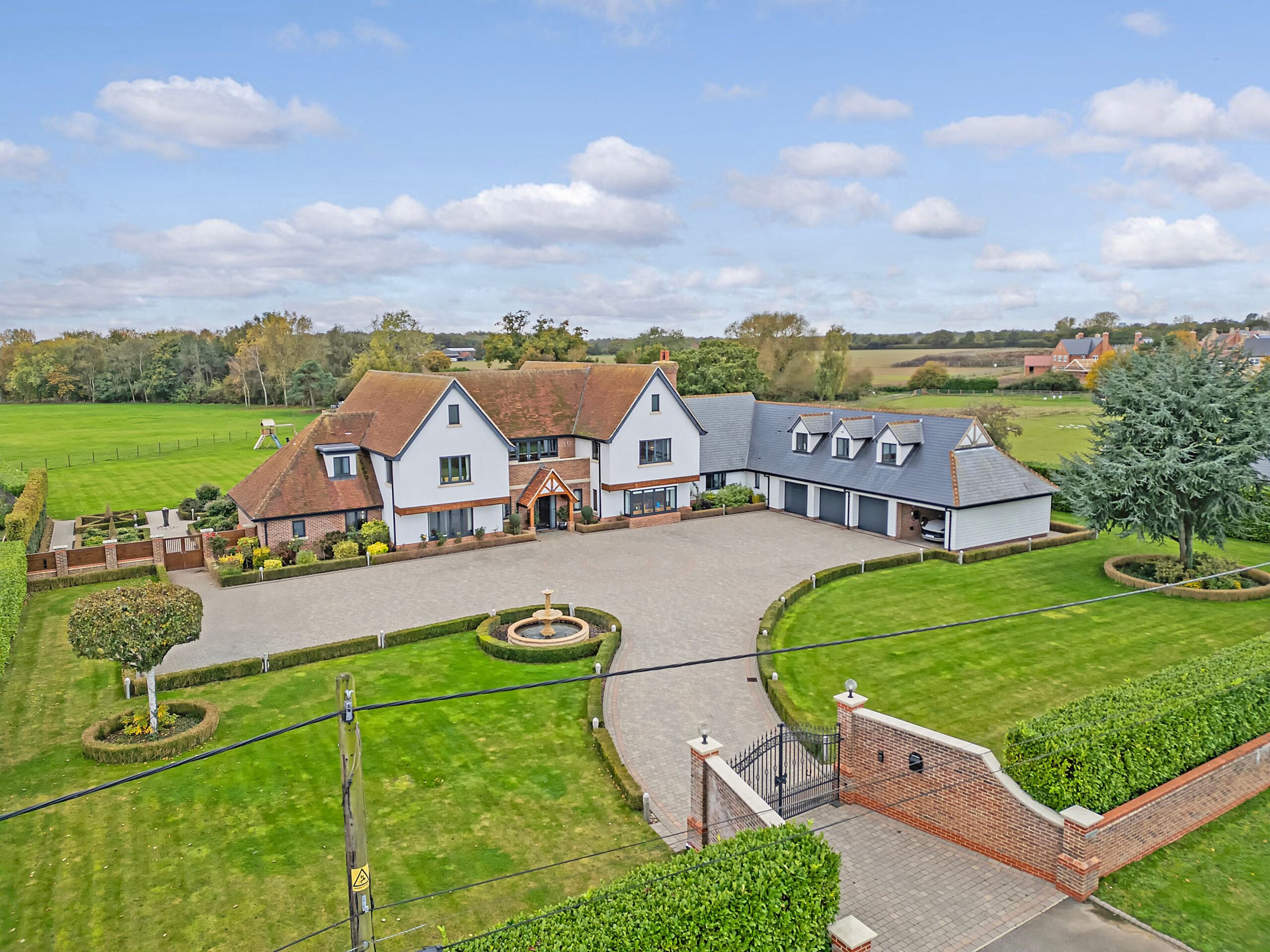Shaftesbury House, Clacton Road, Elmstead